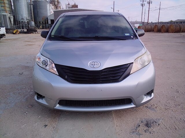  Toyota Sienna à San Angelo chez Hargraves Quality Cars and Trucks